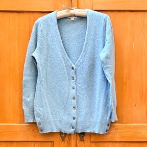 Pendleton cardigan, 80% lambs wool, 20% nylon, light blue